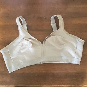 Cacique Off Grayish White No Wire Bra sz44D GUC